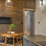 Stunning 3br Townhouse With Private Rooftop Access By 360 Estates