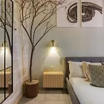 Stunning 3br Townhouse With Private Rooftop Access By 360 Estates Apartamento