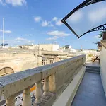 Stunning 3br Townhouse With Private Rooftop Access By 360 Estates Apartamento *