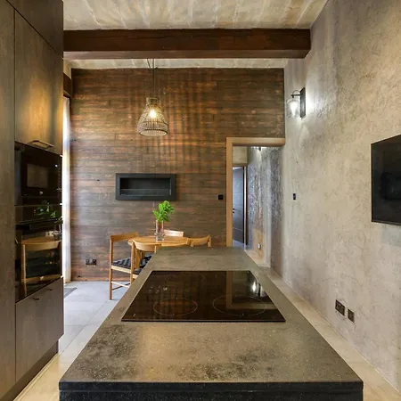 Lejlighed Stunning 3br Townhouse With Private Rooftop Access By 360 Estates