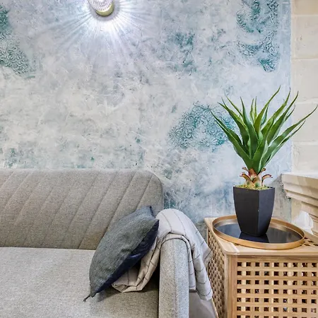 Stunning 3br Townhouse With Private Rooftop Access By 360 Estates