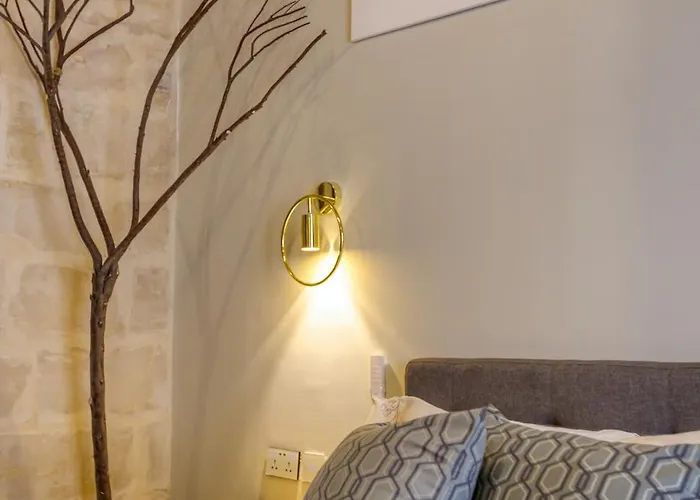 Stunning 3br Townhouse With Private Rooftop Access By 360 Estates Paola