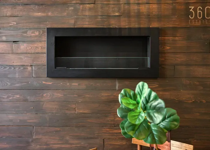 Stunning 3br Townhouse With Private Rooftop Access By 360 Estates *