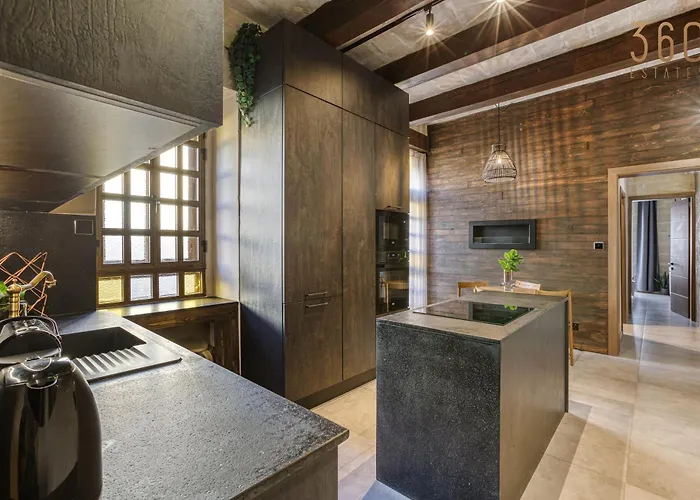 Appartement Stunning 3br Townhouse With Private Rooftop Access By 360 Estates Paola