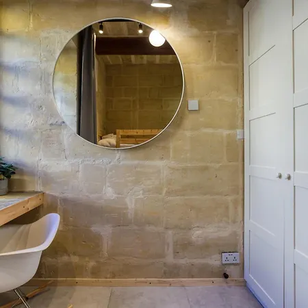 아파트 Stunning 3br Townhouse With Private Rooftop Access By 360 Estates 파올라