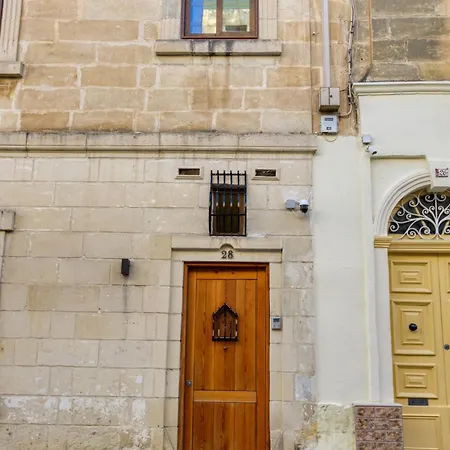 Stunning 3br Townhouse With Private Rooftop Access By 360 Estates 아파트 파올라