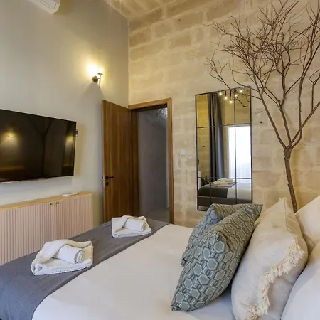 Stunning 3br Townhouse With Private Rooftop Access By 360 Estates Apartment *