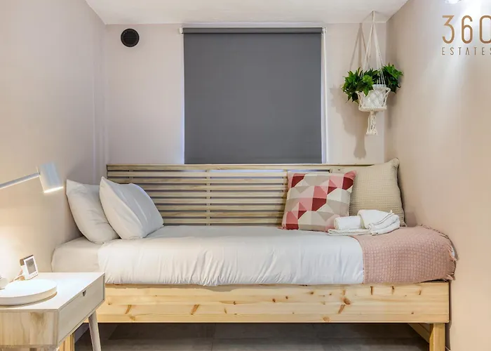 Lägenhet Stunning 3br Townhouse With Private Rooftop Access By 360 Estates Paola