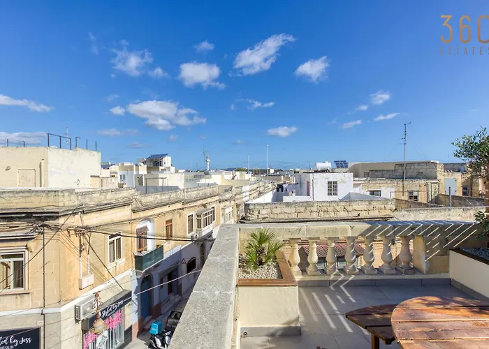 Stunning 3br Townhouse With Private Rooftop Access By 360 Estates Appartamento