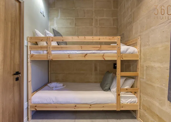 Stunning 3br Townhouse With Private Rooftop Access By 360 Estates Appartamento *